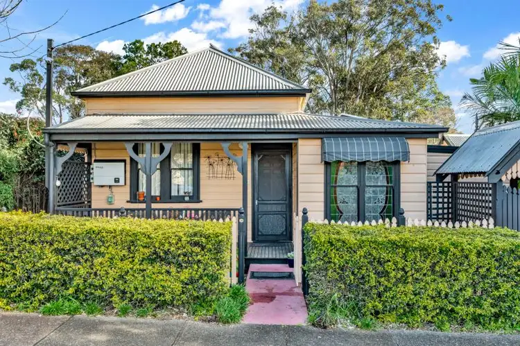14 Coolah Road, Broadmeadow NSW 2292