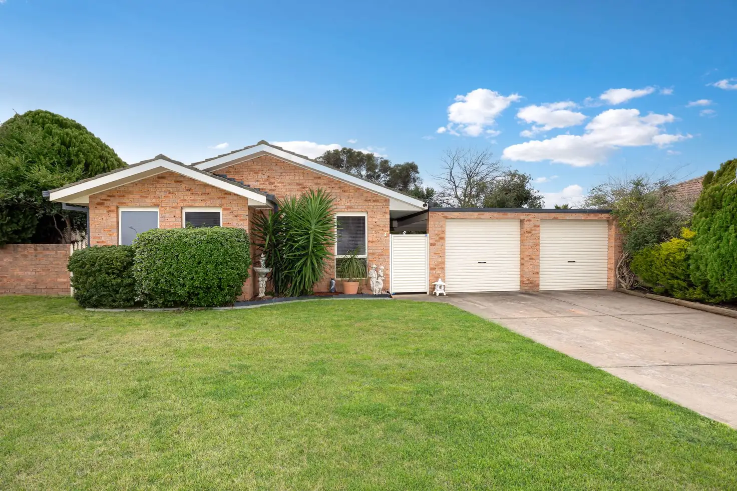 Main view of Homely house listing, 28 Grevillea Crescent, Lake Albert NSW 2650