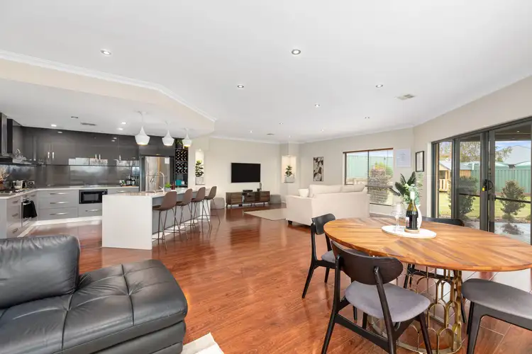 11 Colonel Light Pl, Mount Gambier SA 5290