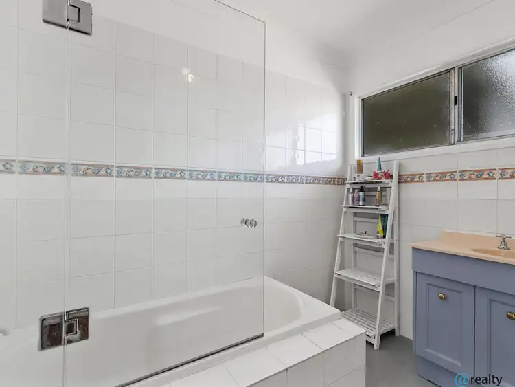 Sixth view of Homely house listing, 2 Earls Court, Alexandra Hills QLD 4161