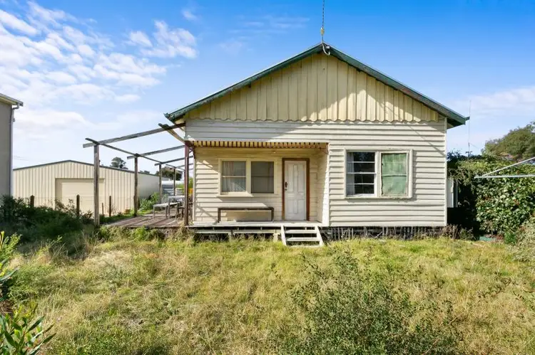 54 Carroll Street, Loch Sport VIC 3851