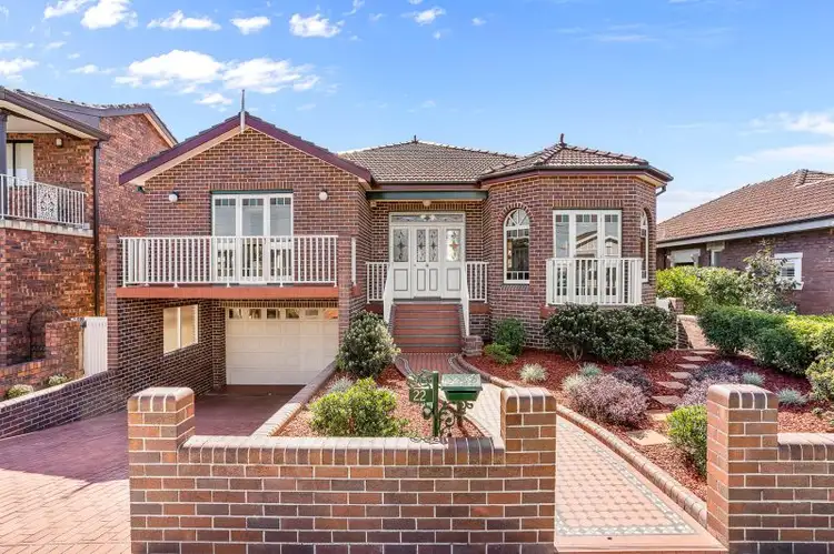 22 Russell Street, Russell Lea NSW 2046