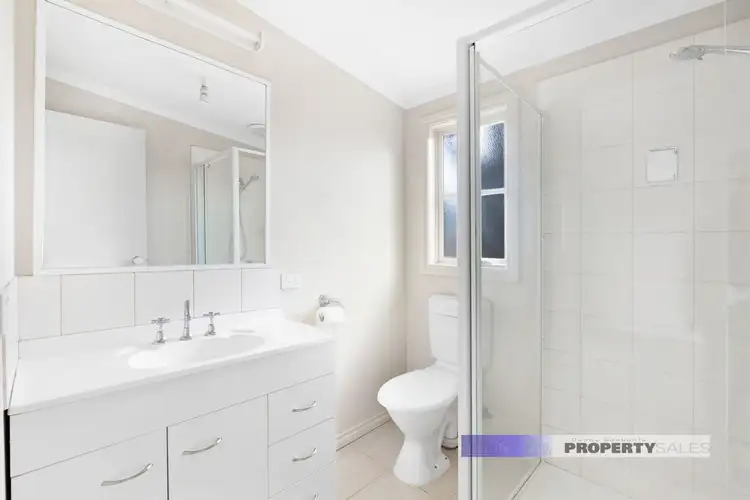 Seventh view of Homely house listing, 6 Hyland Street, Moe VIC 3825
