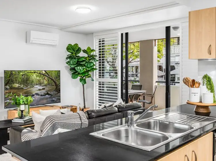 7/9 Sylvan Road, Toowong QLD 4066