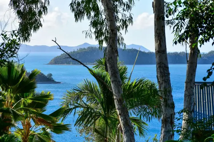 Sunset Waters 6/3 Banksia Court, Hamilton Island QLD 4803