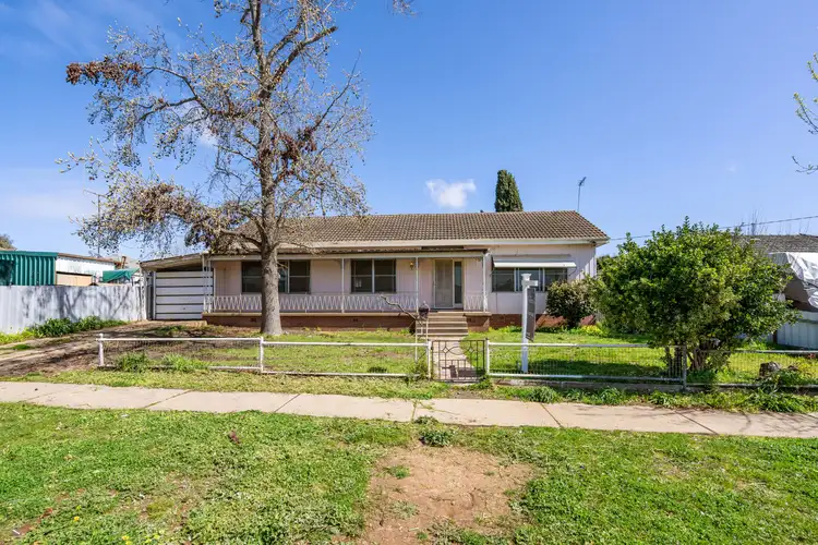 2 Bennett Street, Ashmont NSW 2650
