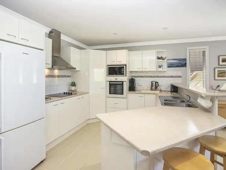 132/2 Saliena Avenue, Lake Munmorah NSW 2259