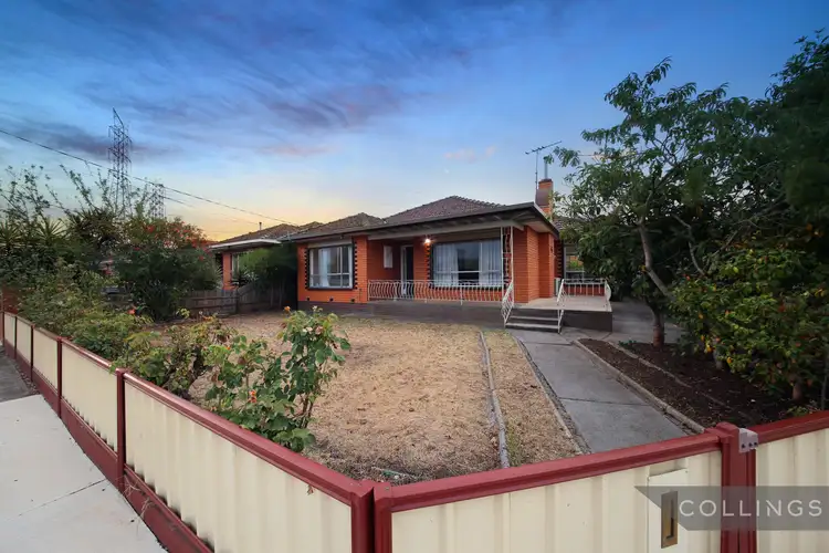 Second view of Homely house listing, 2 Kingsley Court, Thomastown VIC 3074