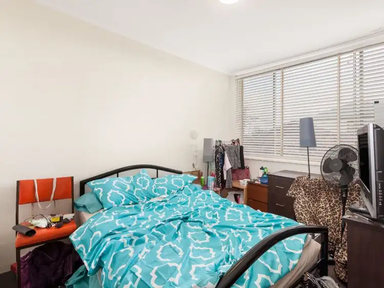 Second view of Homely apartment listing, 8/7 Palm Street, Fairfield VIC 3078