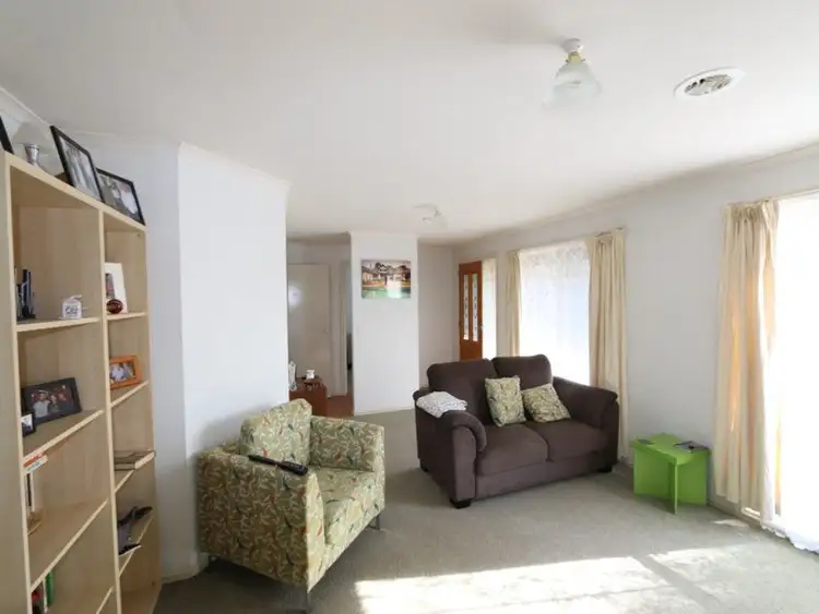 Second view of Homely house listing, 6 Rubicon Court, Sunbury VIC 3429