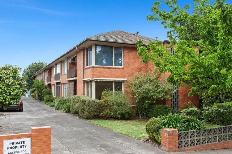 Second view of Homely unit listing, 1/5 Noel Street, Ivanhoe VIC 3079