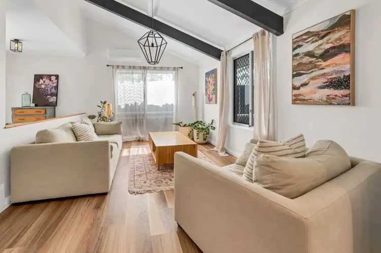 Main view of Homely house listing, 1/5 Harneil Place, Carrara QLD 4211