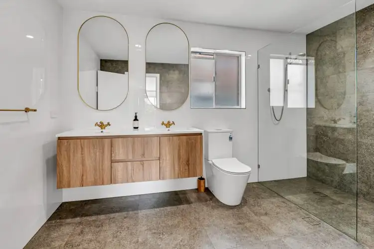 Third view of Homely house listing, 1/5 Harneil Place, Carrara QLD 4211