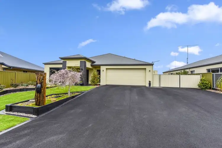 Main view of Homely house listing, 17 Hilltop Avenue, Mount Gambier SA 5290