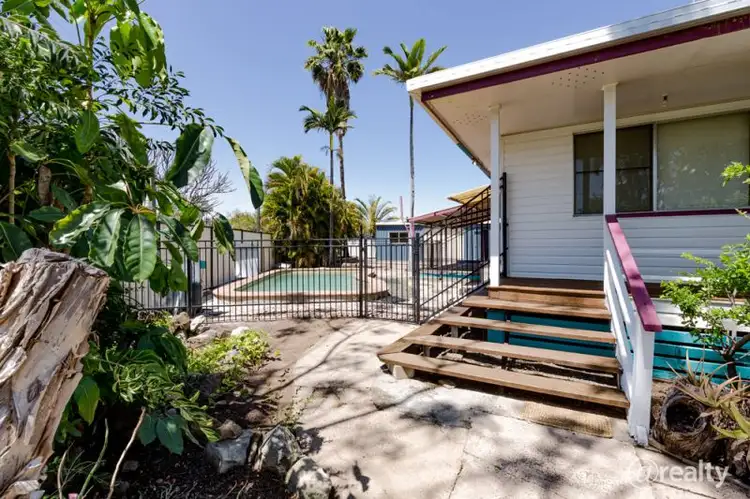 34 Burnham Street, Moura QLD 4718