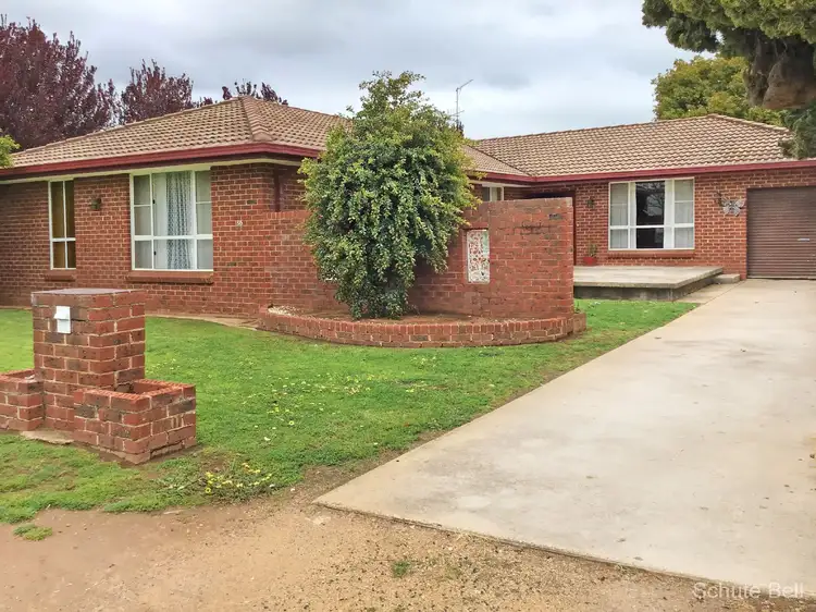 36 Merilba St, Narromine NSW 2821