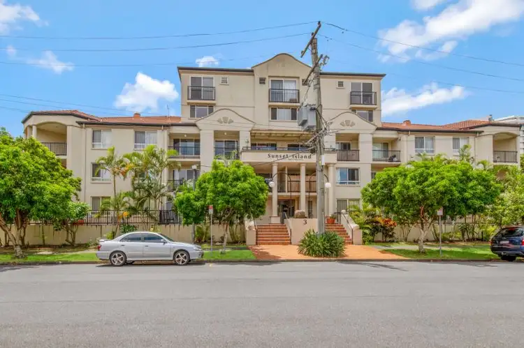 11/3 Sunset Boulevard, Surfers Paradise QLD 4217