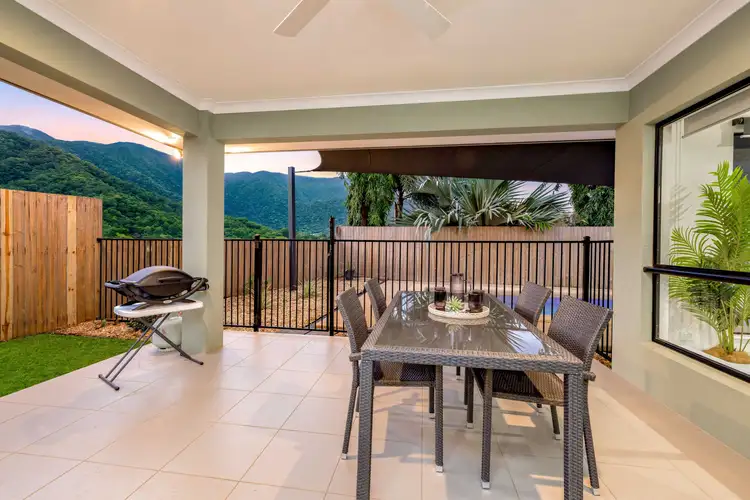24-26 Willoughby Close, Redlynch QLD 4870