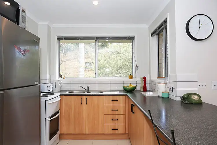 Second view of Homely unit listing, 6/7 Allara Avenue, Palm Beach QLD 4221