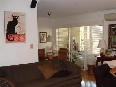 Unit 5/220 Fairway Circle, Connolly WA 6027