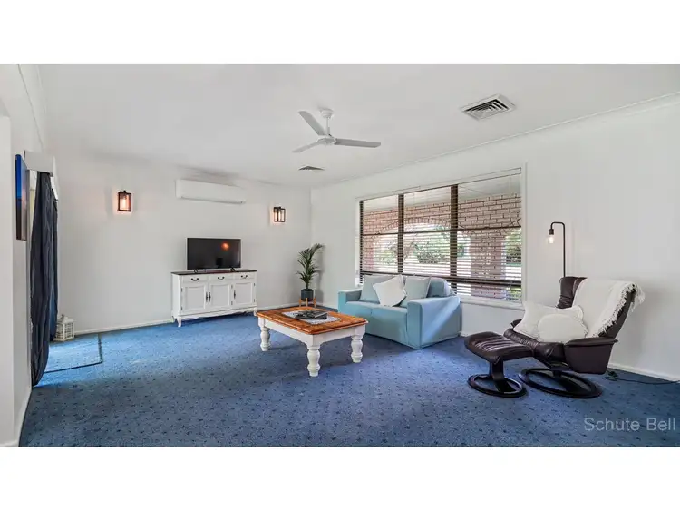 Fifth view of Homely house listing, 8 Davis Drive, Narromine NSW 2821