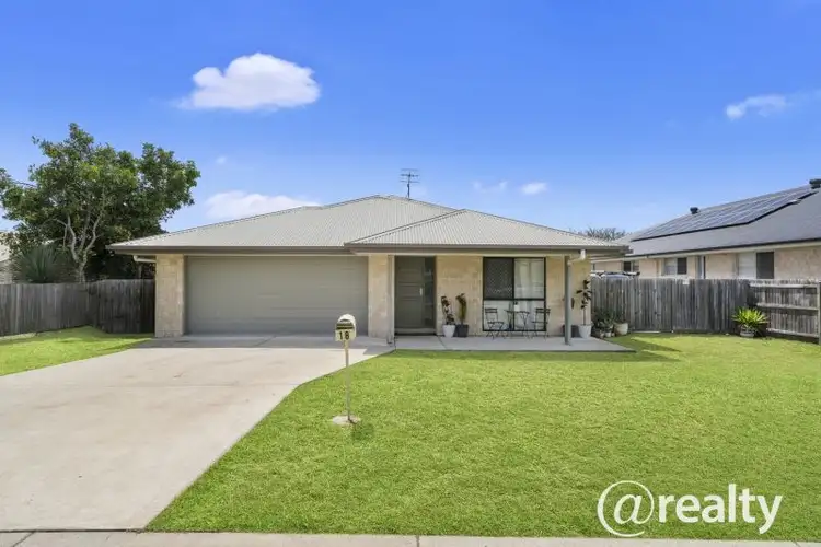 18 Hedley Drive, Woolmar QLD 4515
