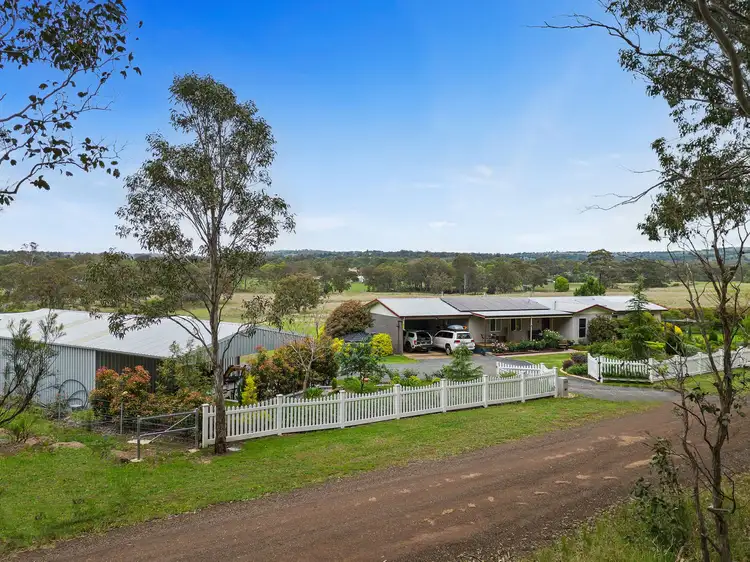 13 Devoncourt Lane, Crows Nest QLD 4355