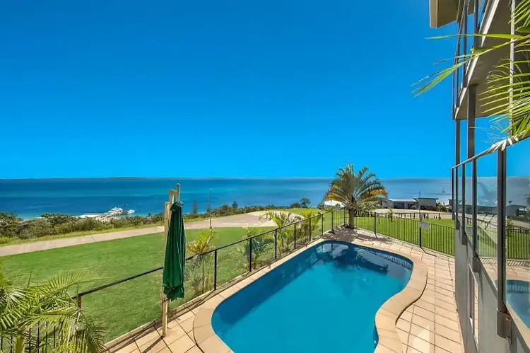 8 Cowry Close, Tangalooma QLD 4025
