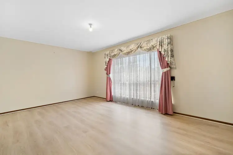 Fifth view of Homely house listing, 2 Nicholls Crescent, Burton SA 5110