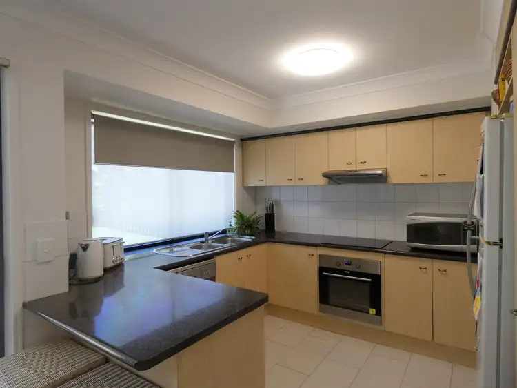 Fifth view of Homely townhouse listing, 33/19 Harrow Place, Arundel QLD 4214