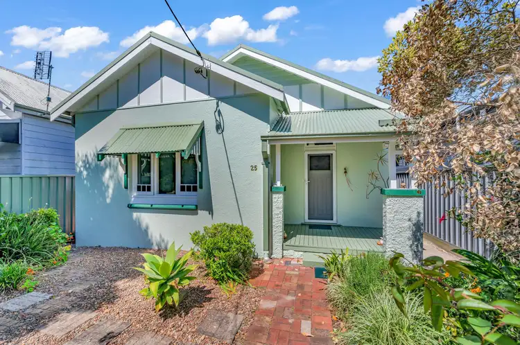 25 Newcastle Street, Hamilton North NSW 2292