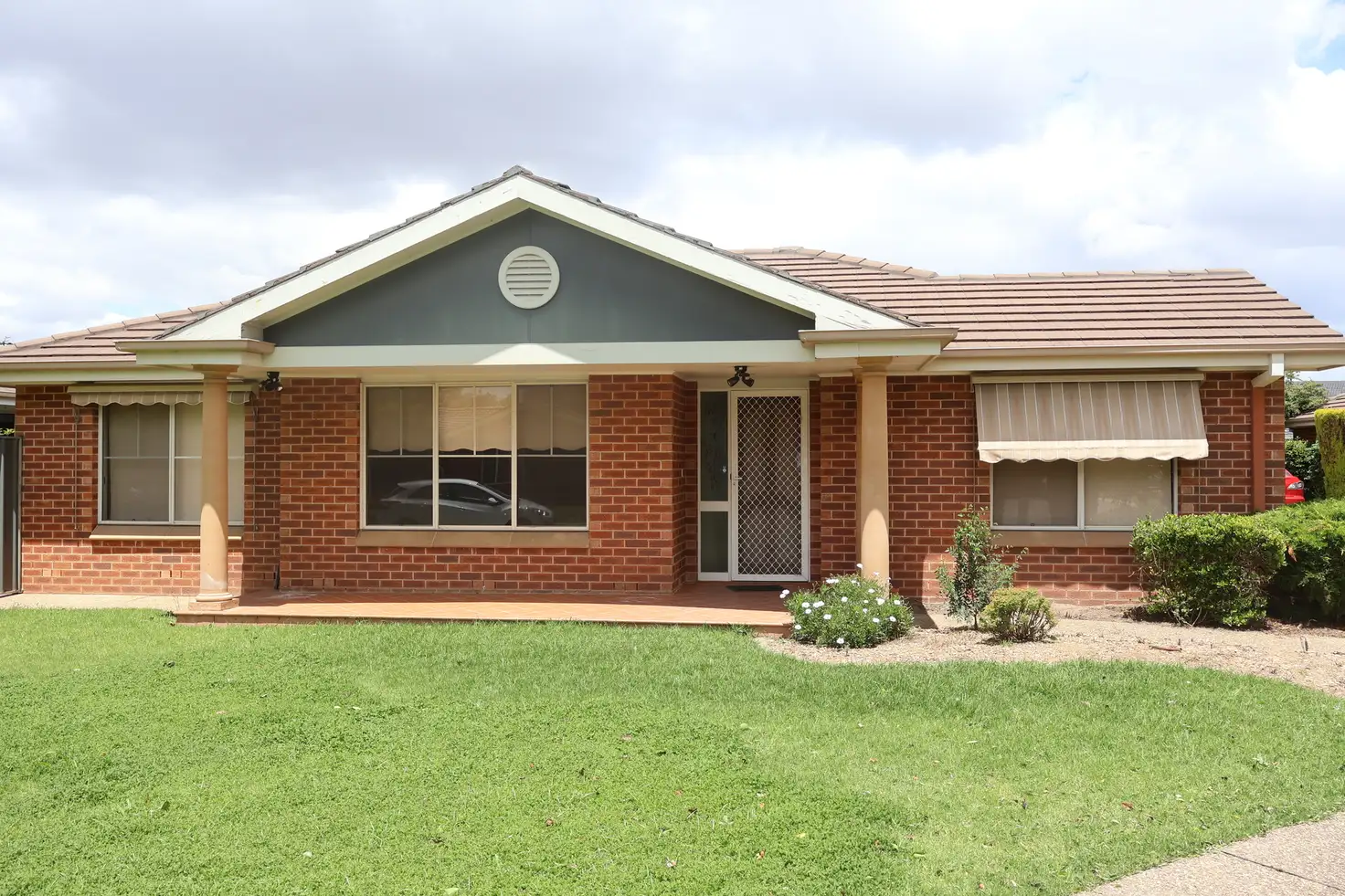 Main view of Homely unit listing, 1/8 Bentley Place, Wagga Wagga NSW 2650