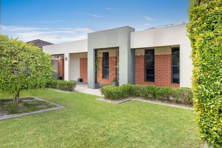 2/64 Jack Avenue, Mount Austin NSW 2650
