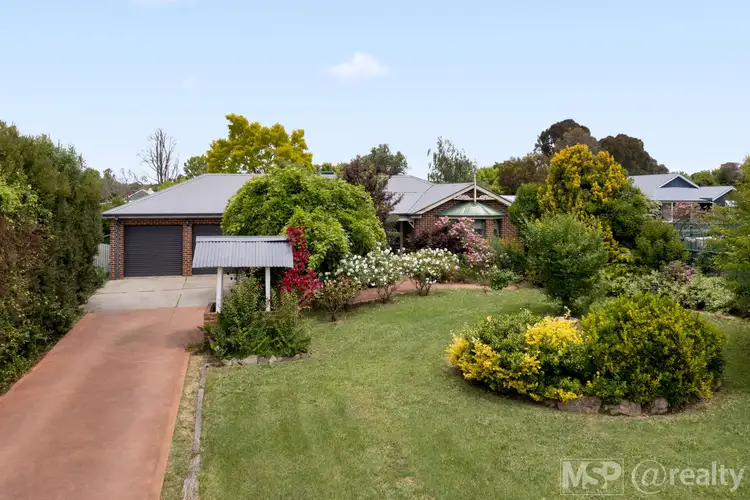 8 Loren Street, Eglinton NSW 2795