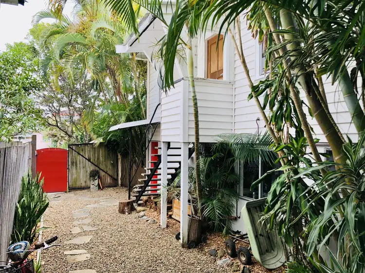 29 Tweed Street