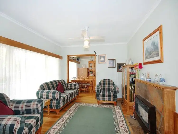 Second view of Homely house listing, 3 Bohan Grove, Belmont VIC 3216
