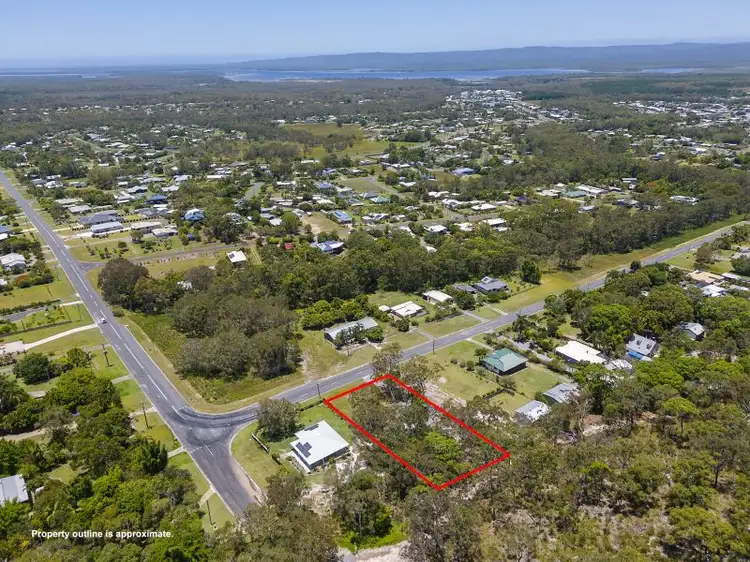 4 Investigator Avenue, Cooloola Cove QLD 4580