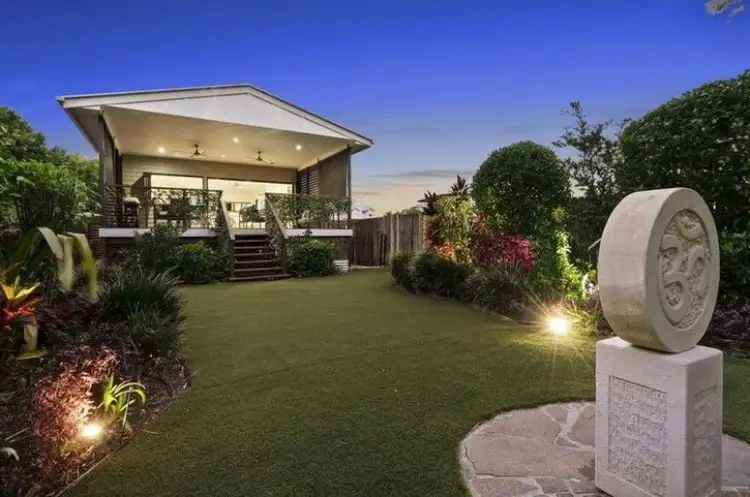 30 Thirteenth Avenue, Brighton QLD 4017