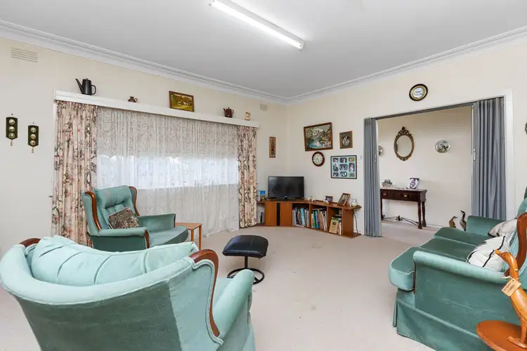 Fifth view of Homely house listing, 4 Kennedy Avenue, Kooringal NSW 2650