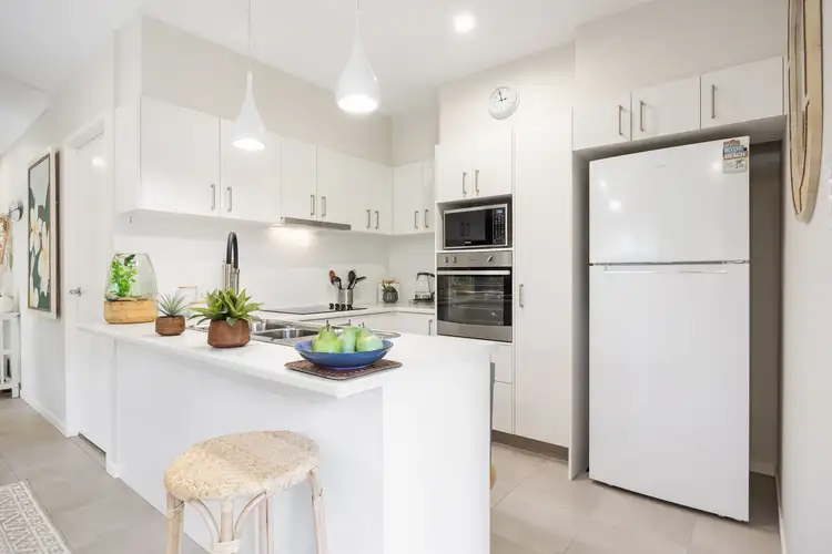 2-20 Island View Drive