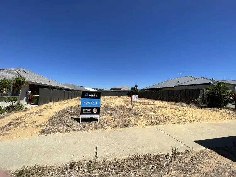 24 Bradley Street, Lakelands WA 6180