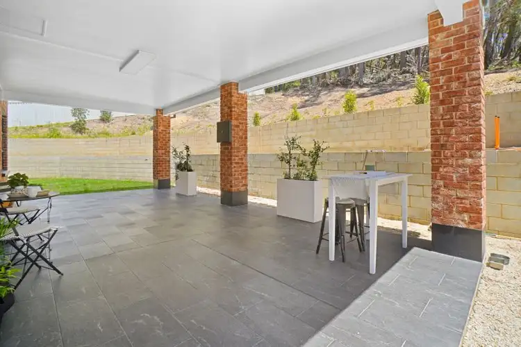 Fourth view of Homely house listing, 8 Bursaria Place, South Bowenfels NSW 2790
