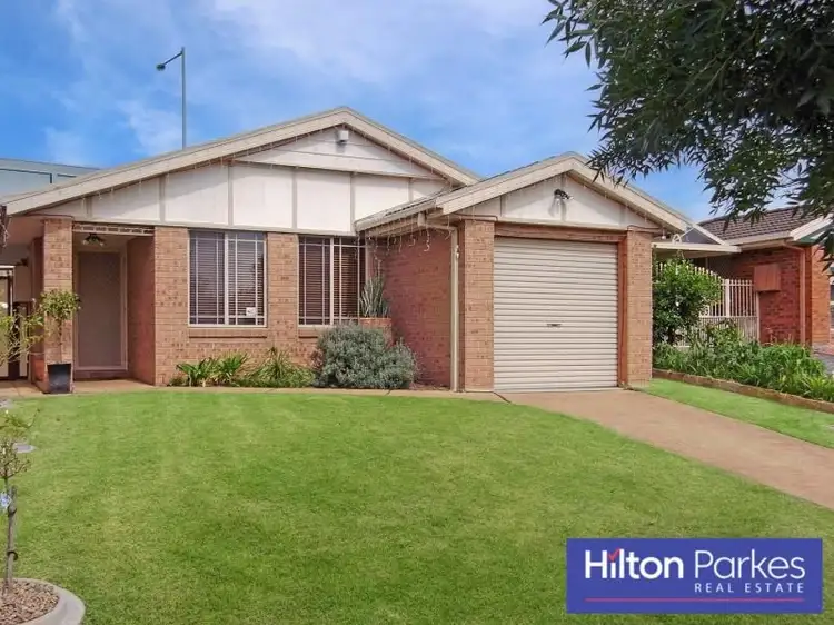 18 Sperring Ave, Oakhurst NSW 2761