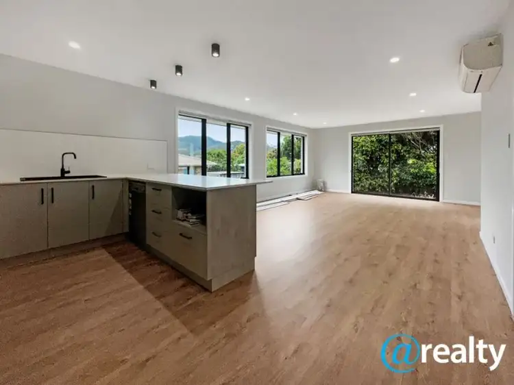 2/24 La Perouse Street, Warrane TAS 7018