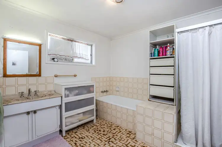 Fourth view of Homely house listing, 2/10 Trulson Drive, Crestmead QLD 4132