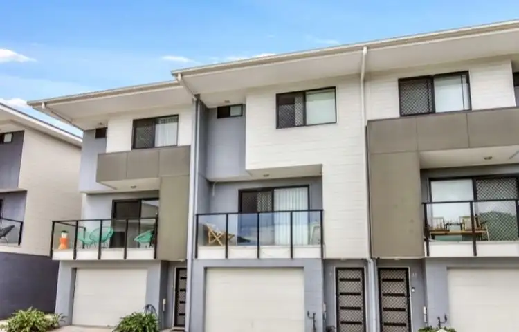 1/10 Riverview Road, Nerang QLD 4211