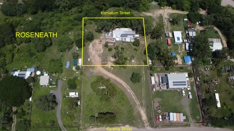 33-35 Komiatum Street, Roseneath QLD 4811