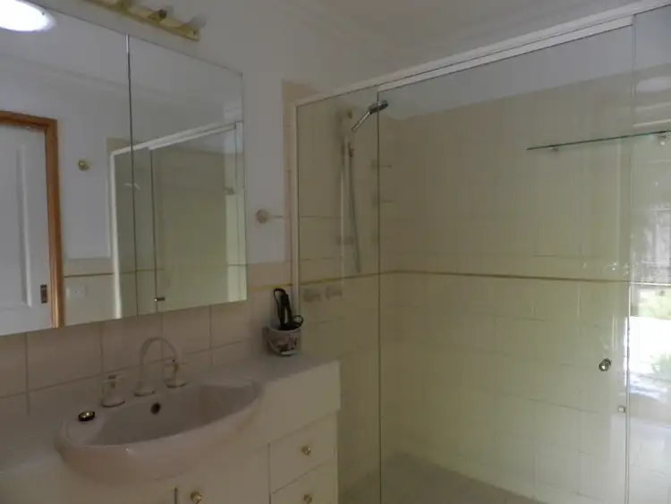 Sixth view of Homely house listing, 6 Concord Street, West Wodonga VIC 3690