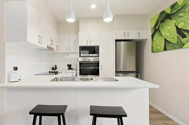 198/2-20 Island View Drive, Urangan QLD 4655