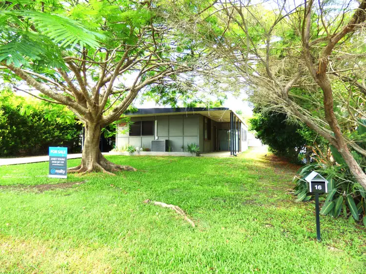 16 Mackerel Street, Tin Can Bay QLD 4580